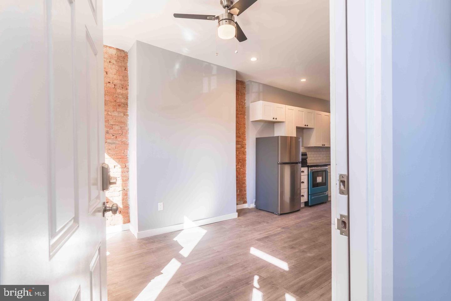 KENSINGTON - Residential Income