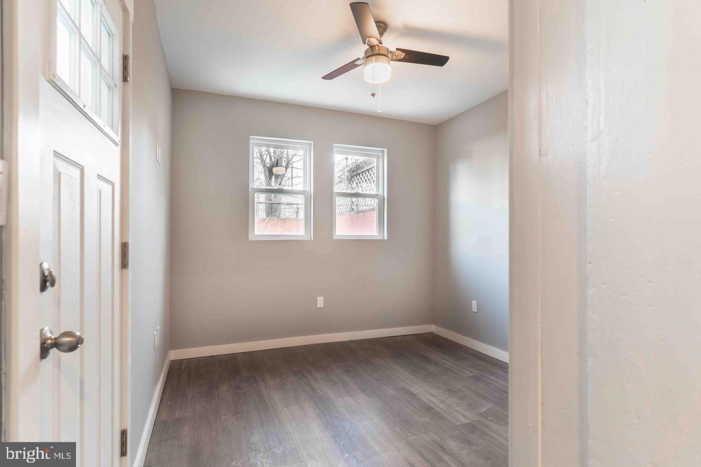 KENSINGTON - Residential Income