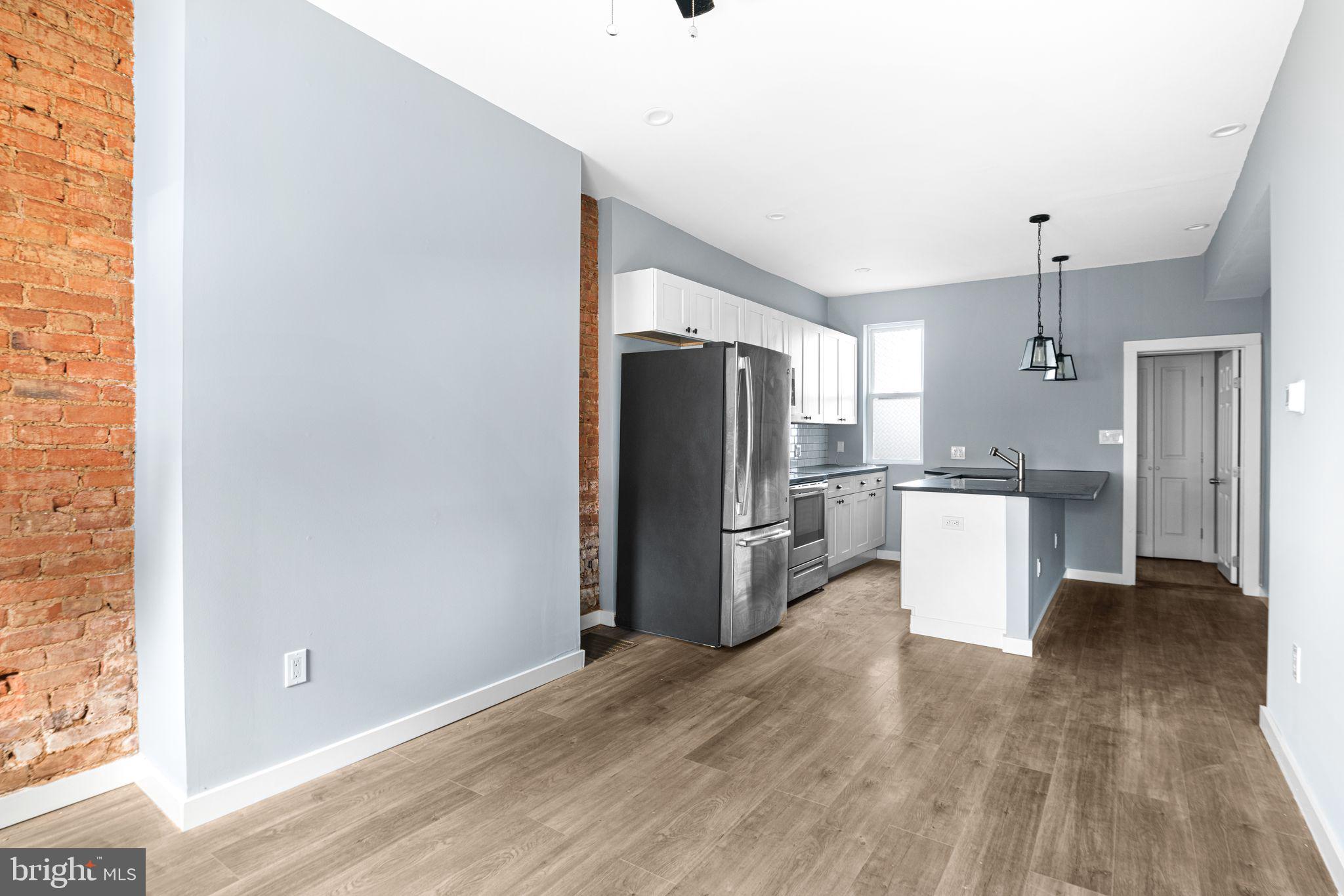 KENSINGTON - Residential Income