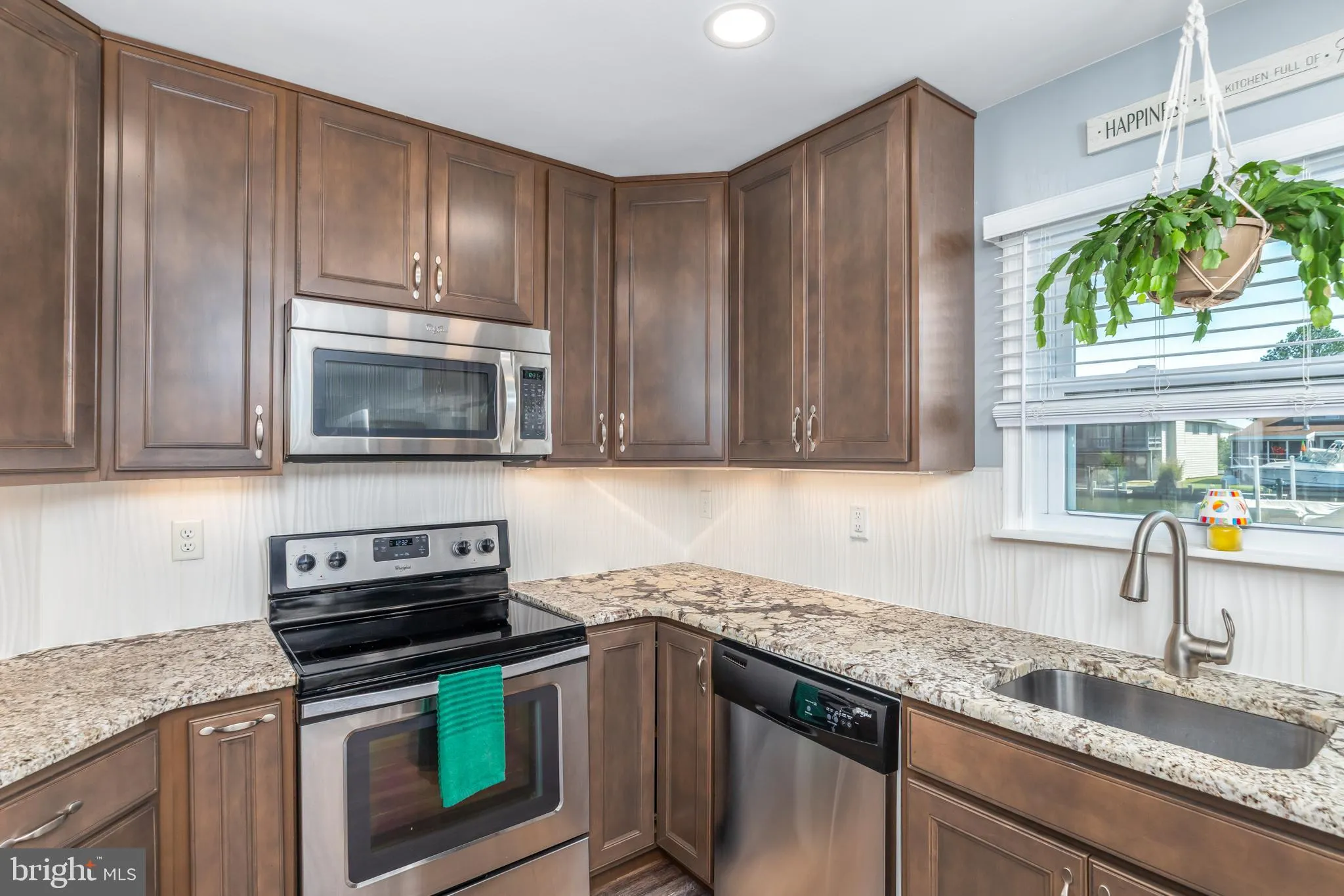 Ocean Pines, Maryland 21811, United States, 3 Bedrooms Bedrooms, ,3 BathroomsBathrooms,Residential,Pending,211396