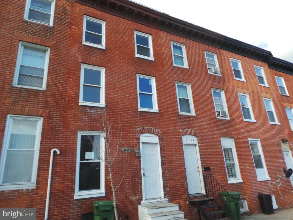 HOLLINS PARK - Residential