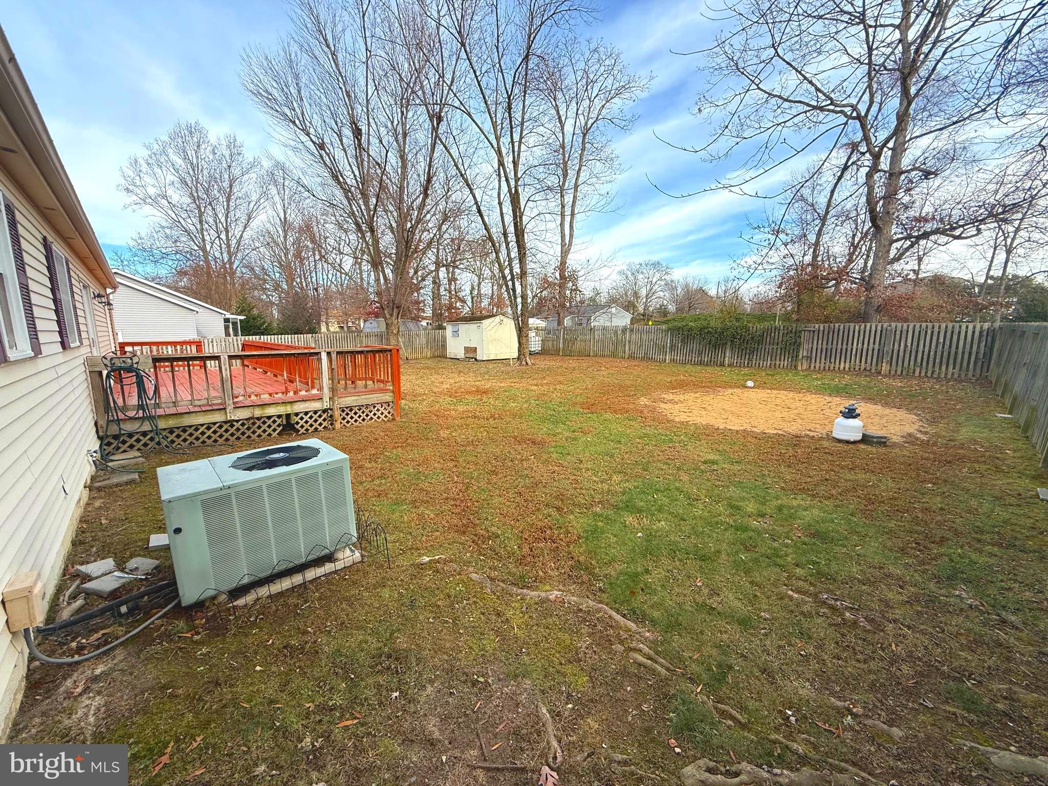 SHERATON HILLS EAST - Residential