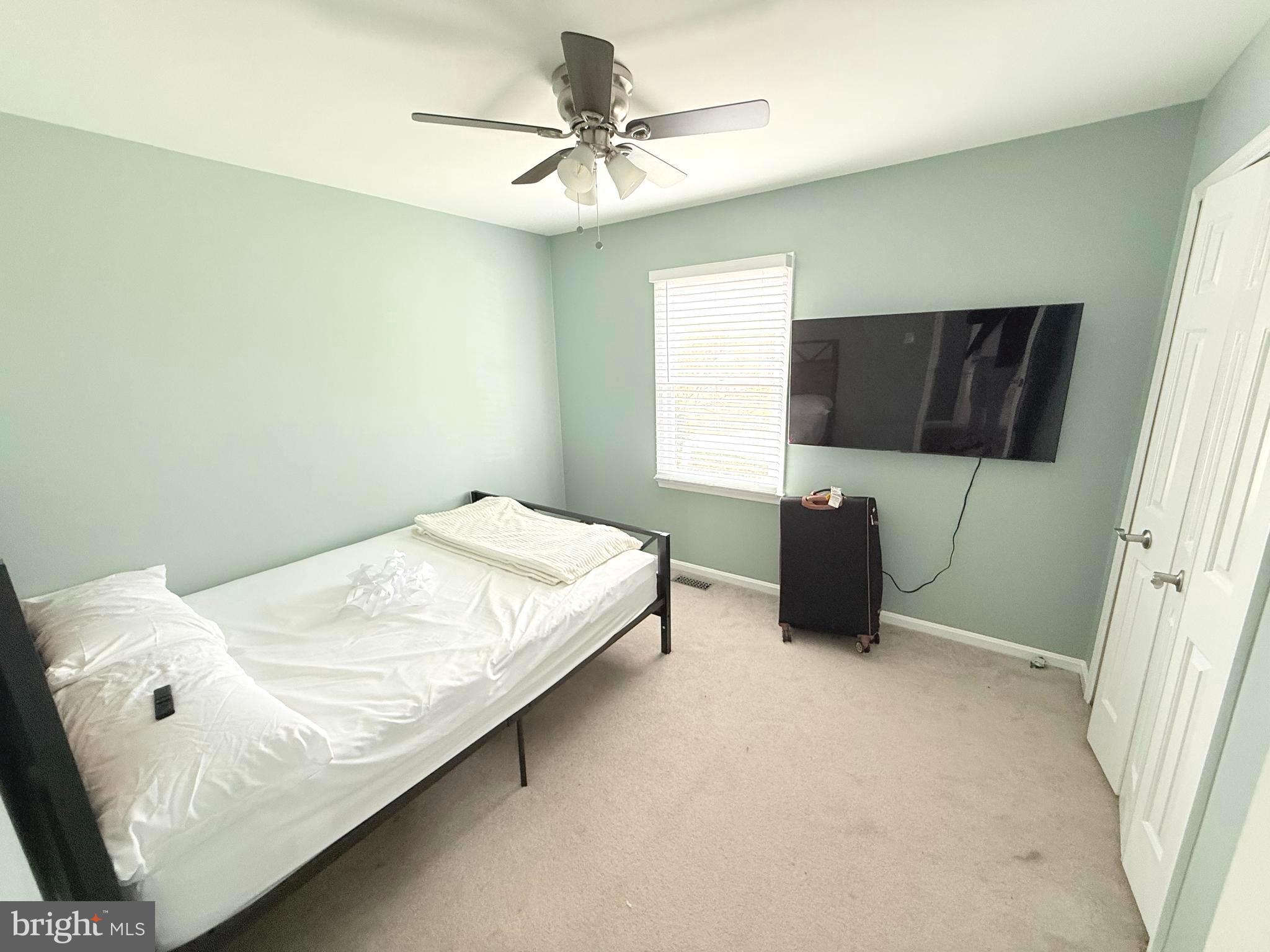 SHERATON HILLS EAST - Residential