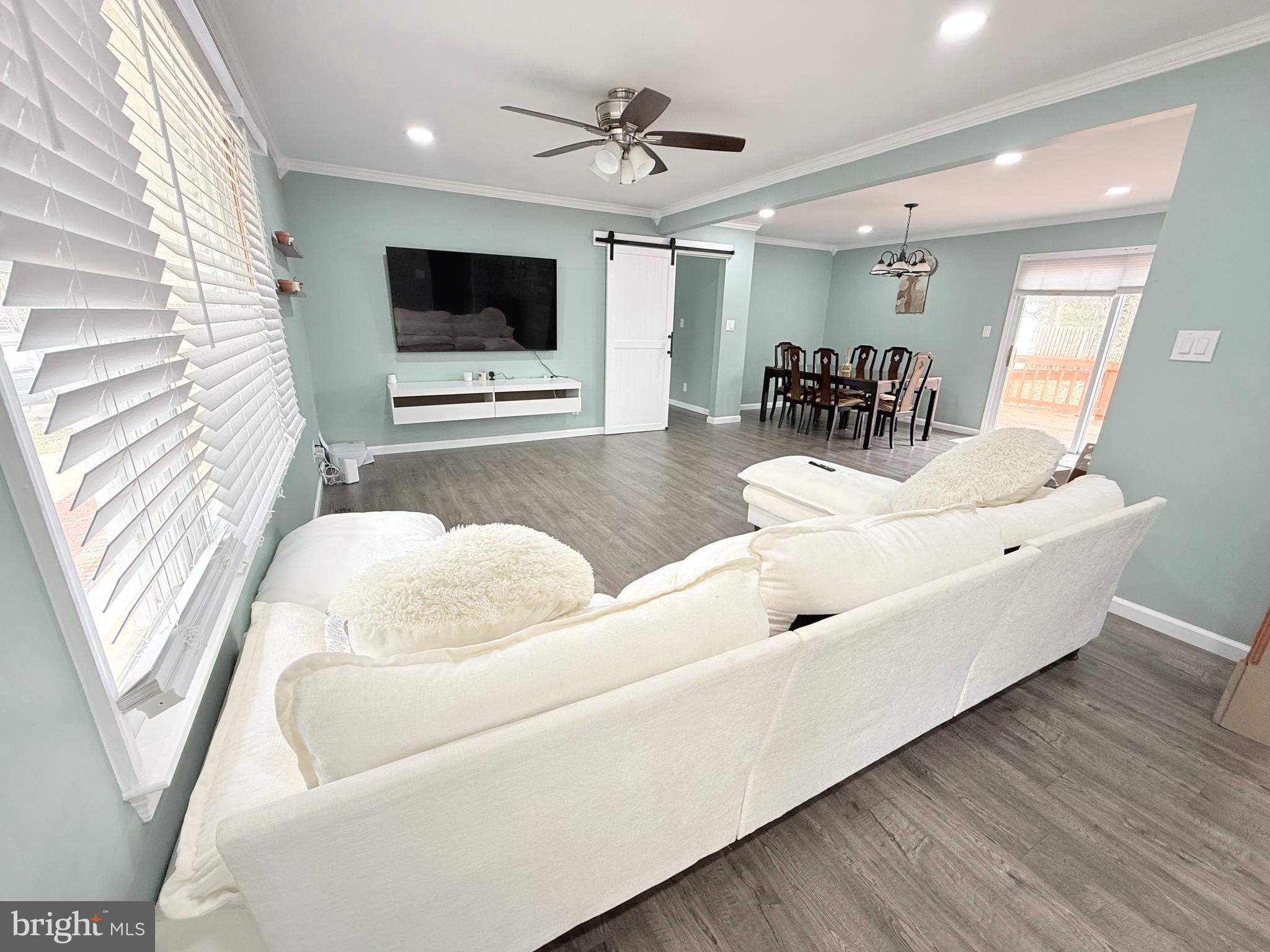 11731 ROOSEVELT ROAD