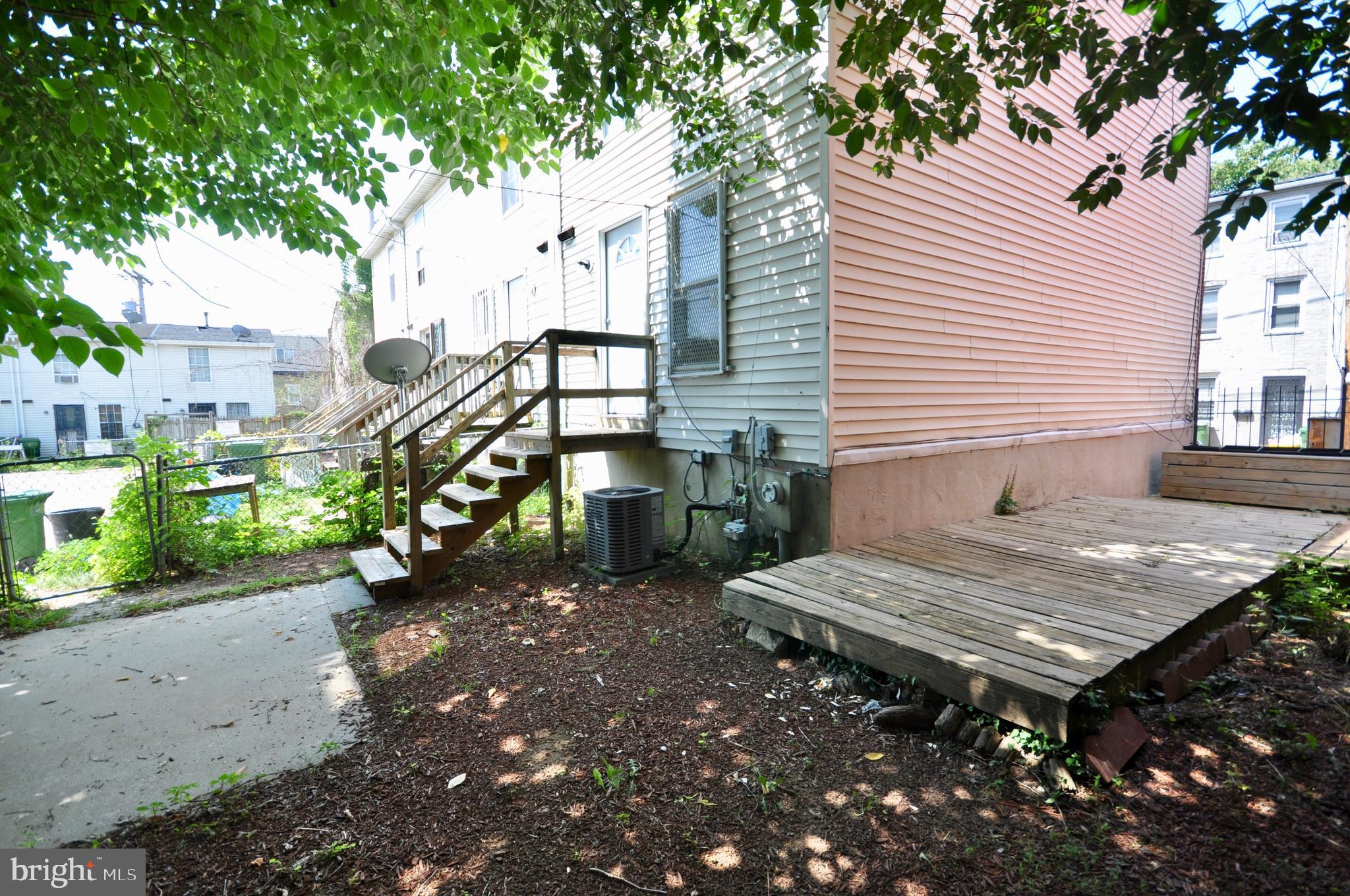 PIGTOWN HISTORIC DISTRICT - Residential Lease