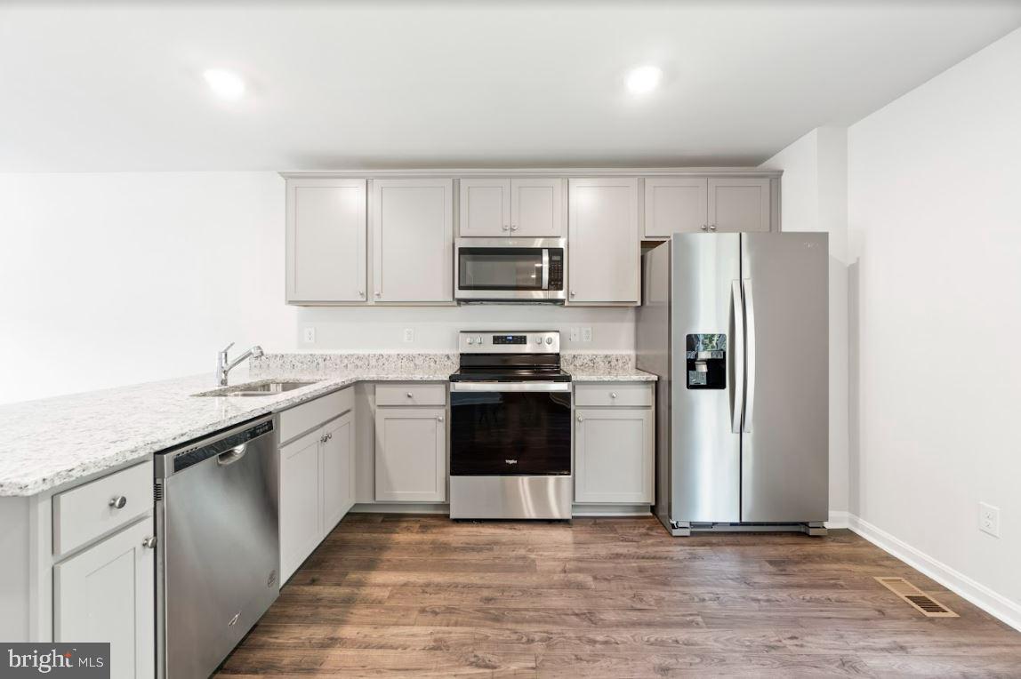 MAURY HEIGHTS - Residential