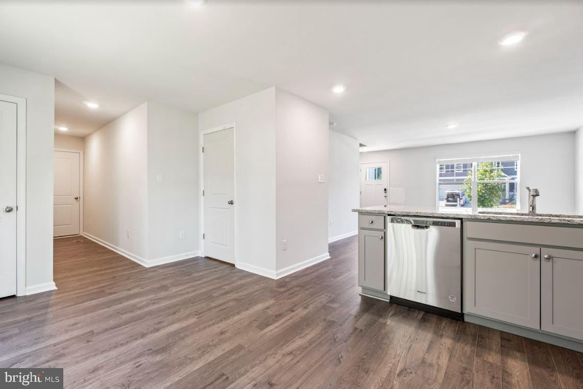 MAURY HEIGHTS - Residential