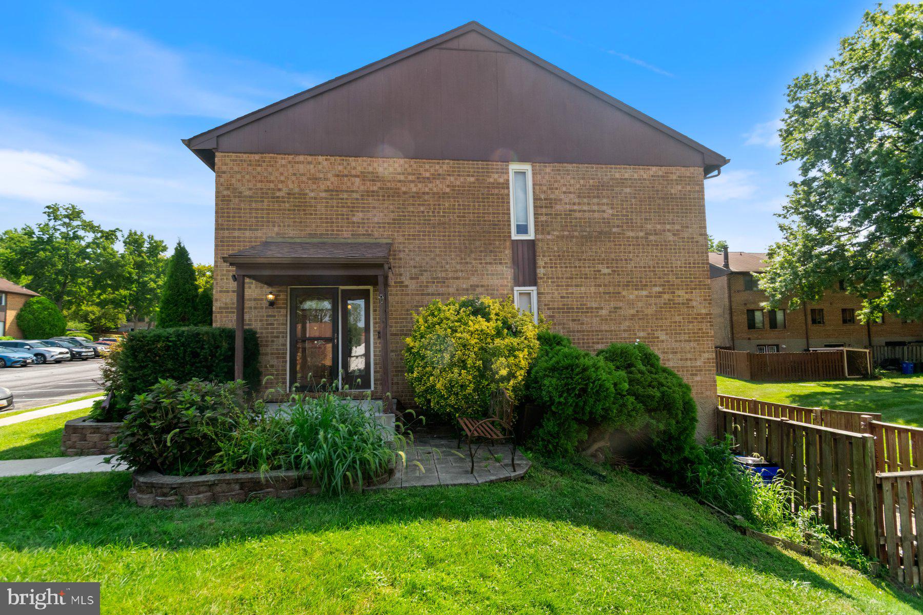 5855 WHISPER WAY 19-08