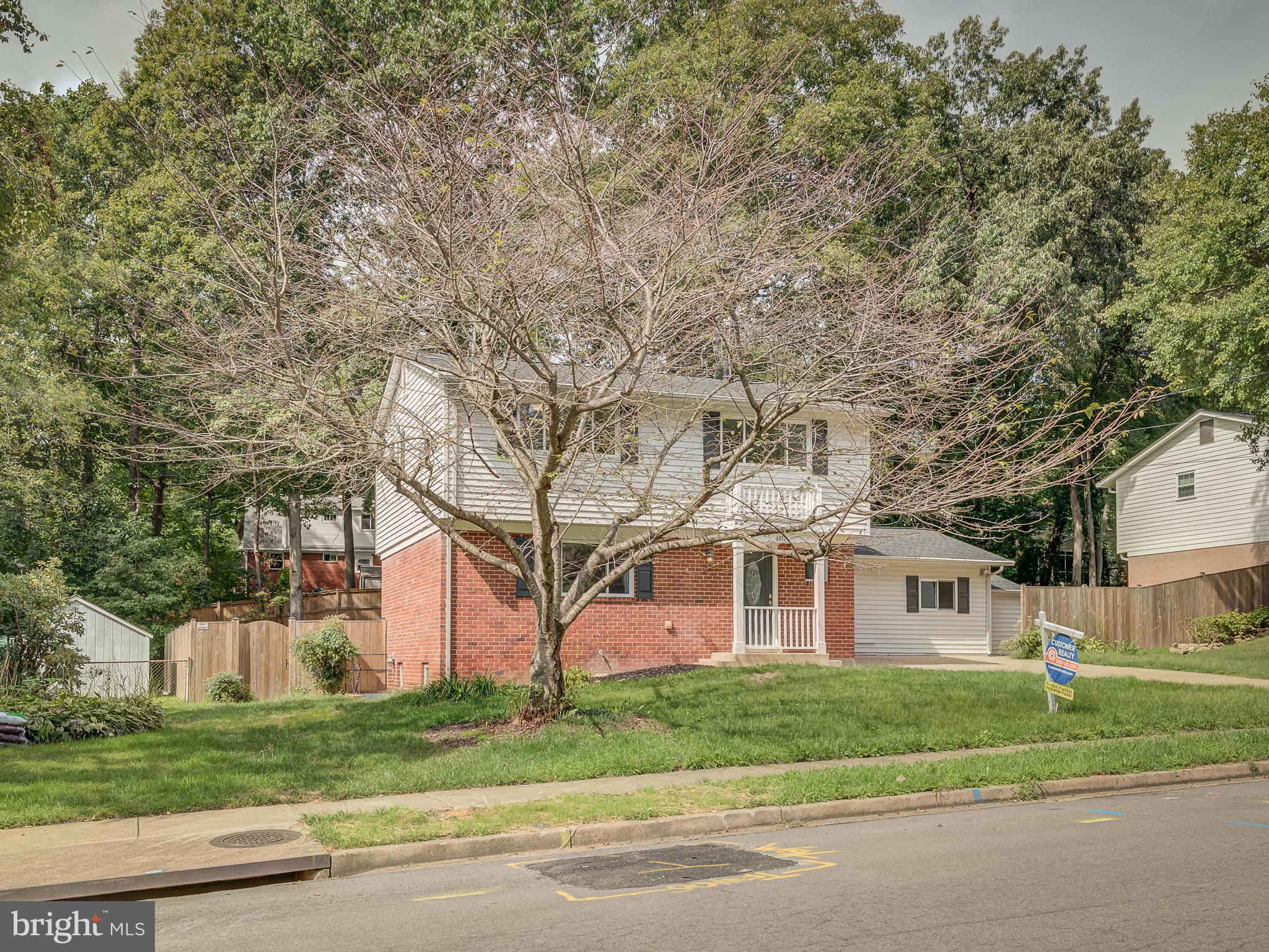 WEST SPRINGFIELD VILLAGE - Residential Lease