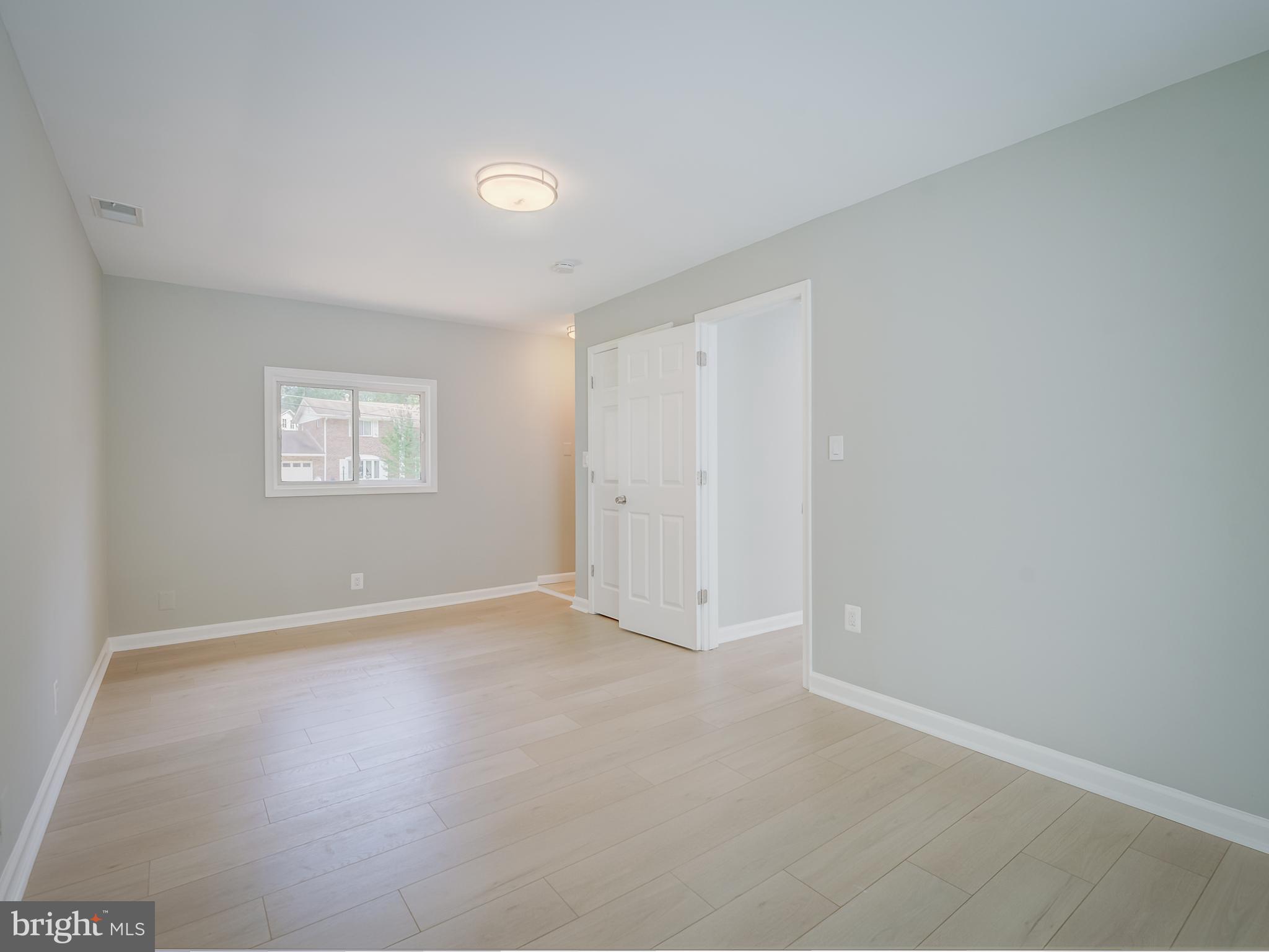 WEST SPRINGFIELD VILLAGE - Residential Lease