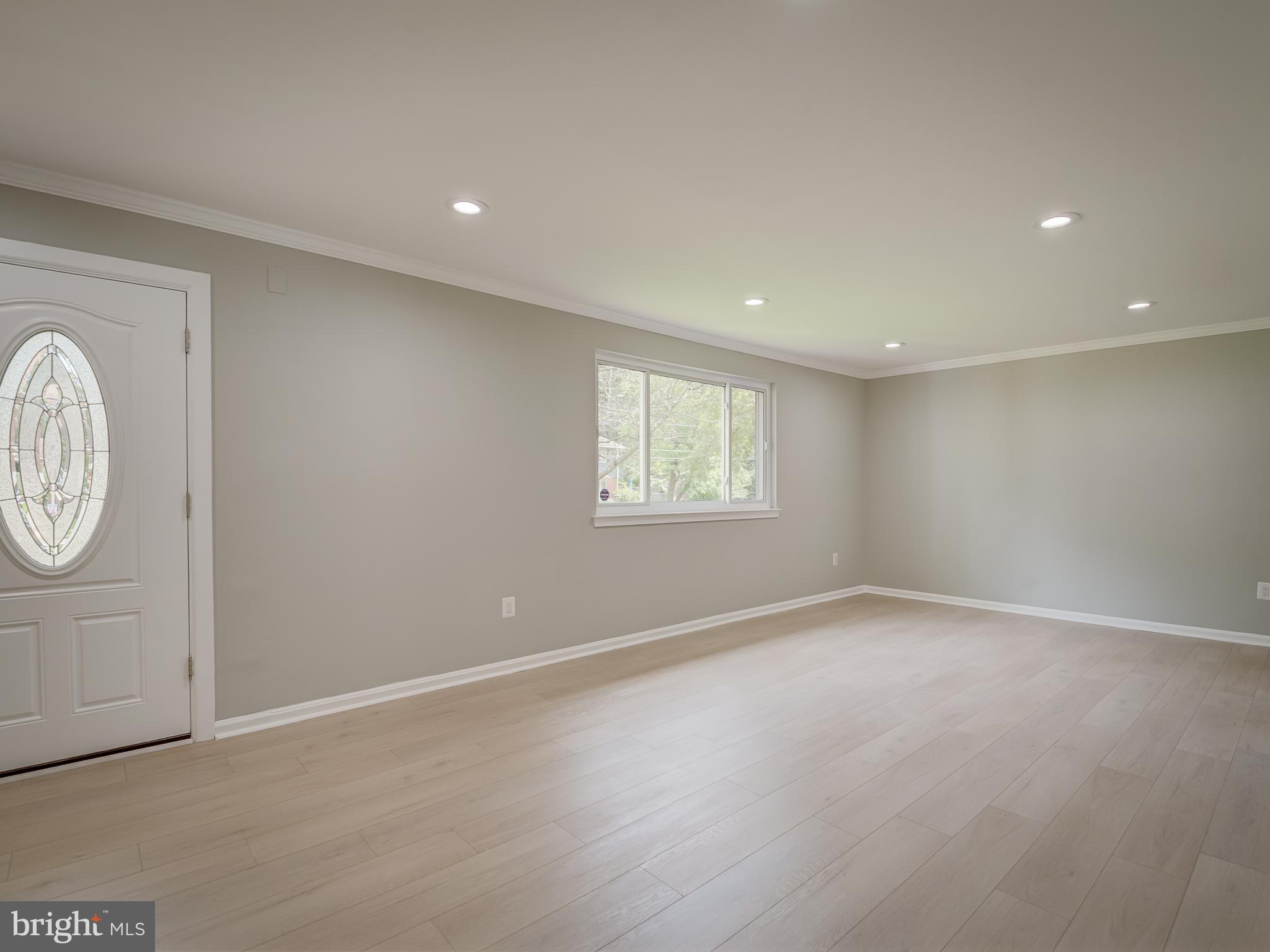 WEST SPRINGFIELD VILLAGE - Residential Lease