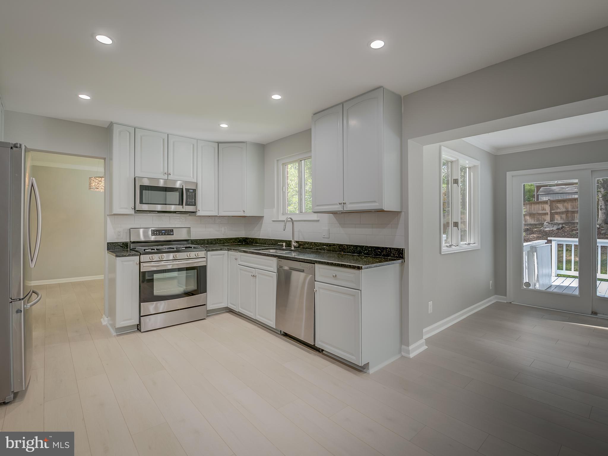 WEST SPRINGFIELD VILLAGE - Residential Lease