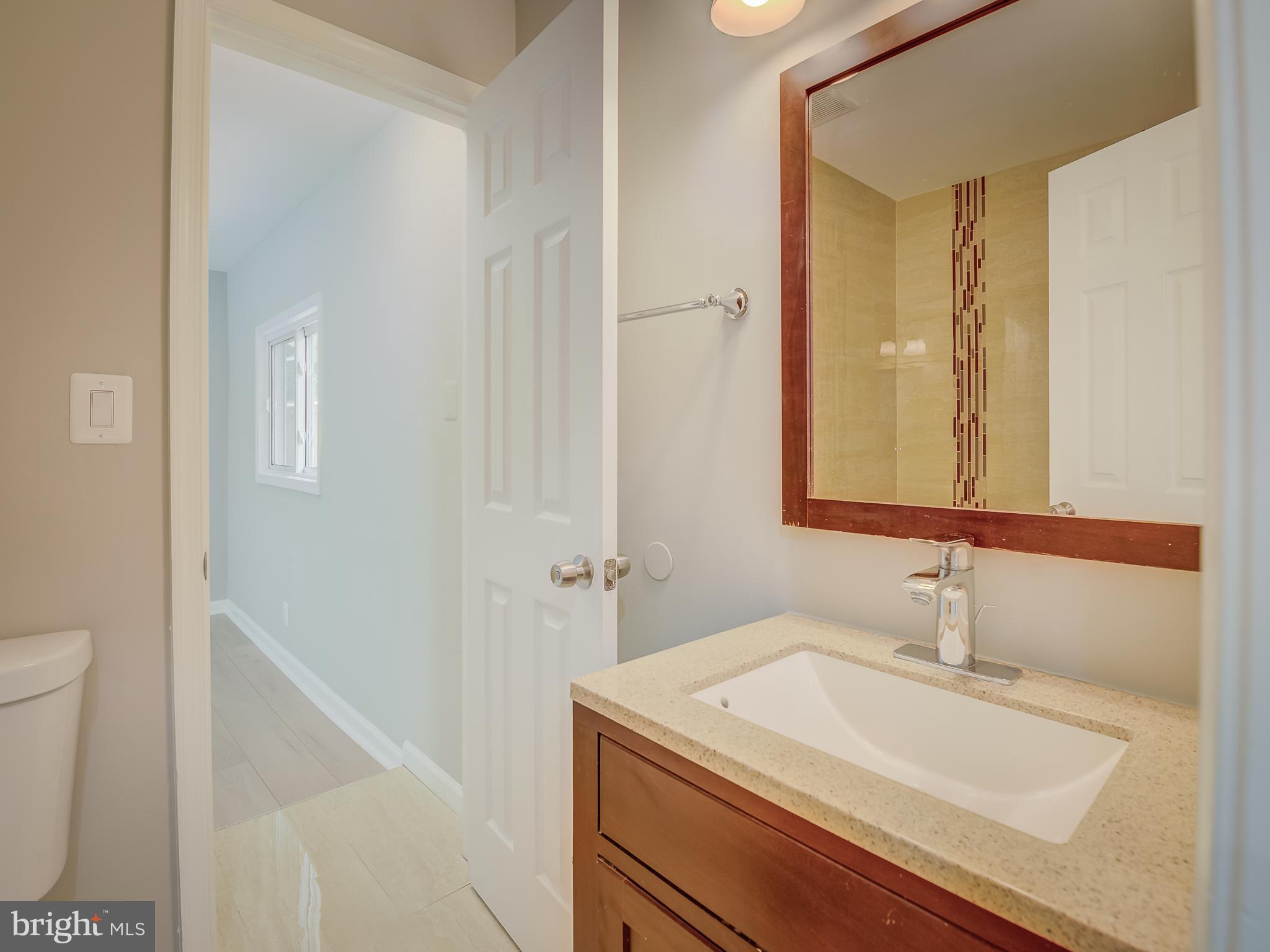 WEST SPRINGFIELD VILLAGE - Residential Lease