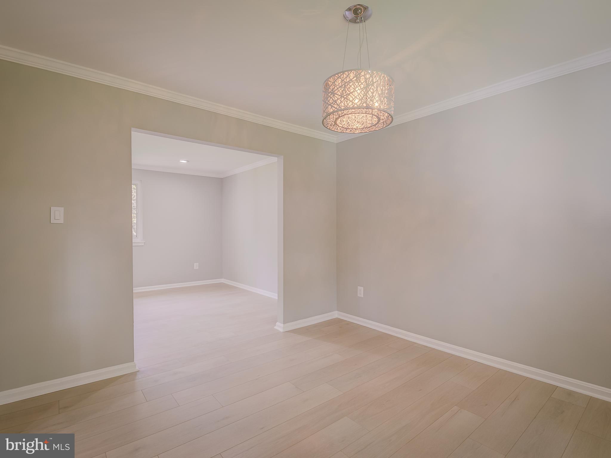 WEST SPRINGFIELD VILLAGE - Residential Lease