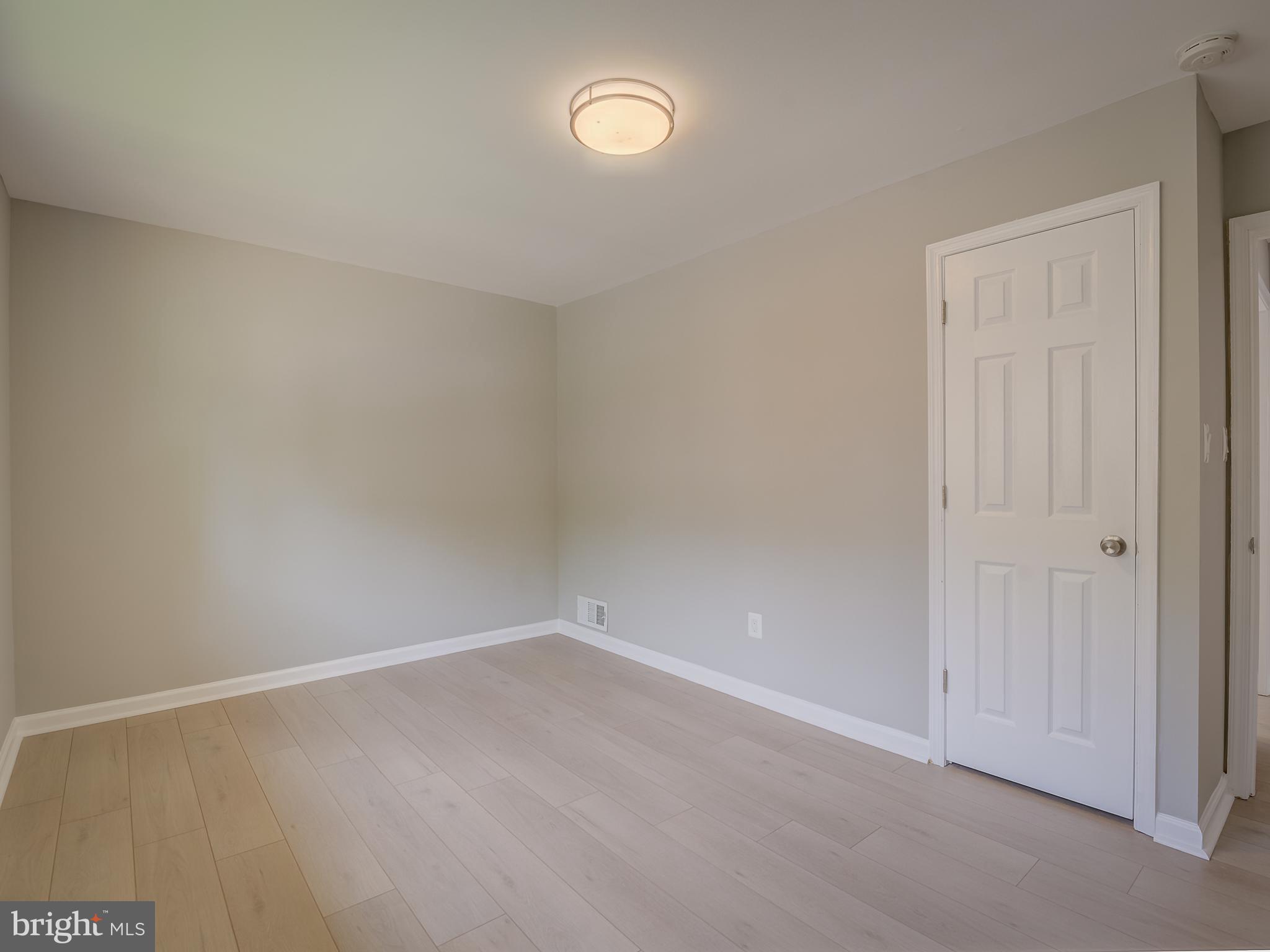 WEST SPRINGFIELD VILLAGE - Residential Lease