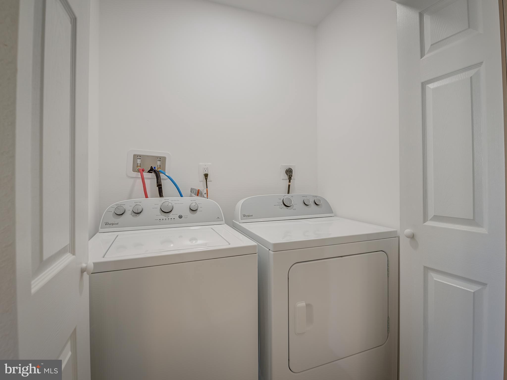 WEST SPRINGFIELD VILLAGE - Residential Lease