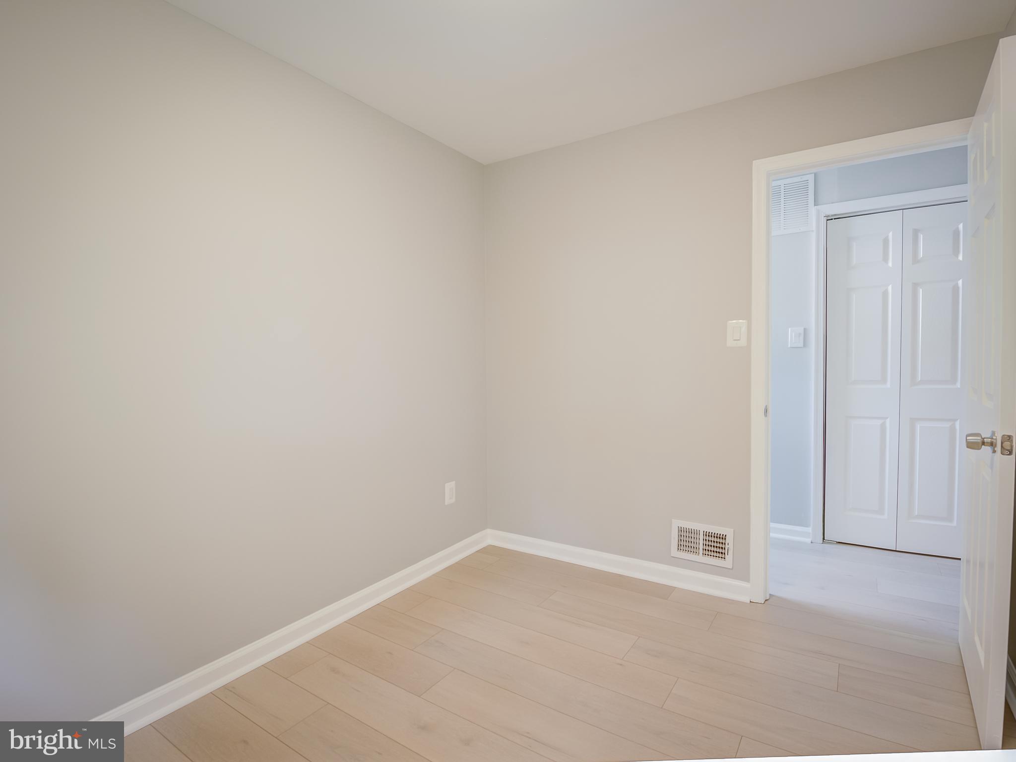 WEST SPRINGFIELD VILLAGE - Residential Lease