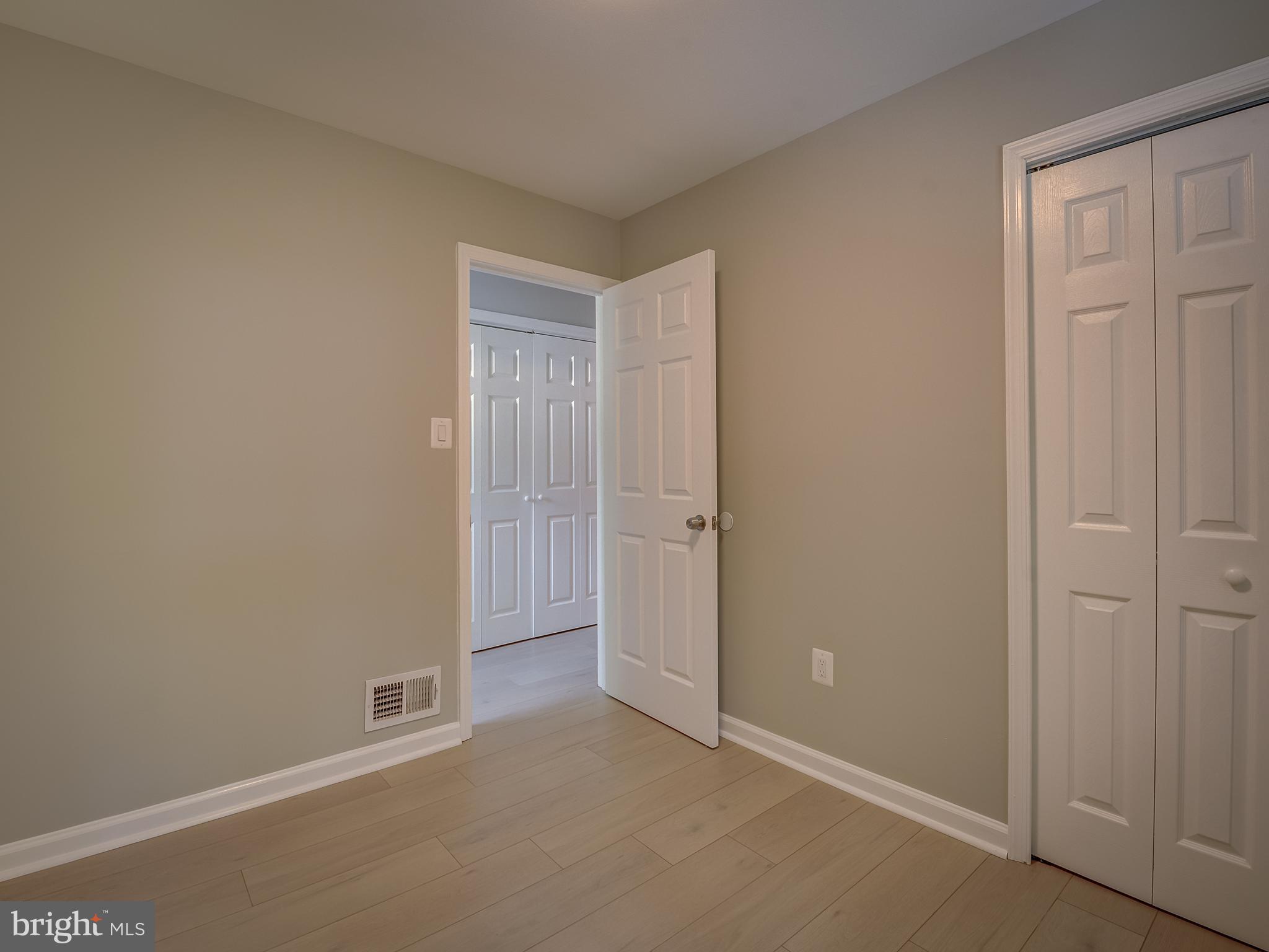 WEST SPRINGFIELD VILLAGE - Residential Lease