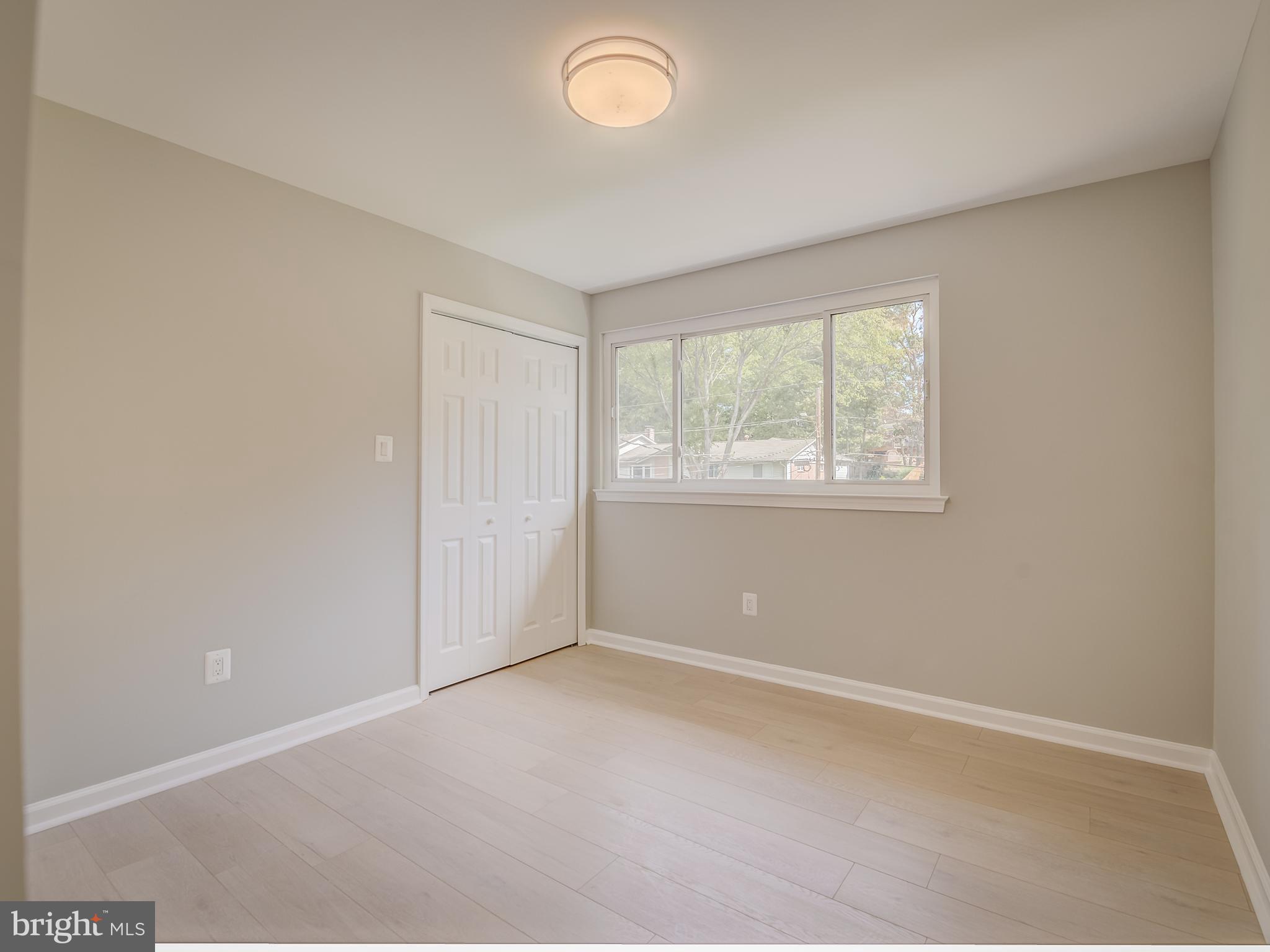 WEST SPRINGFIELD VILLAGE - Residential Lease