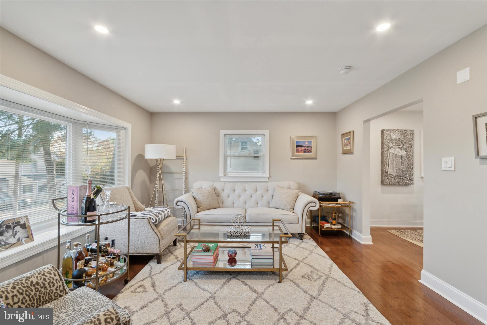 ELKINS PARK - Residential