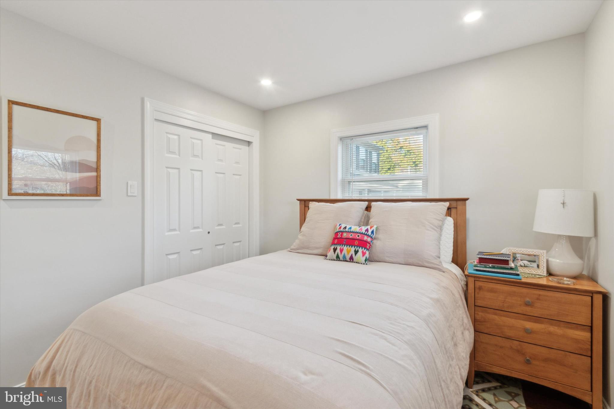 ELKINS PARK - Residential