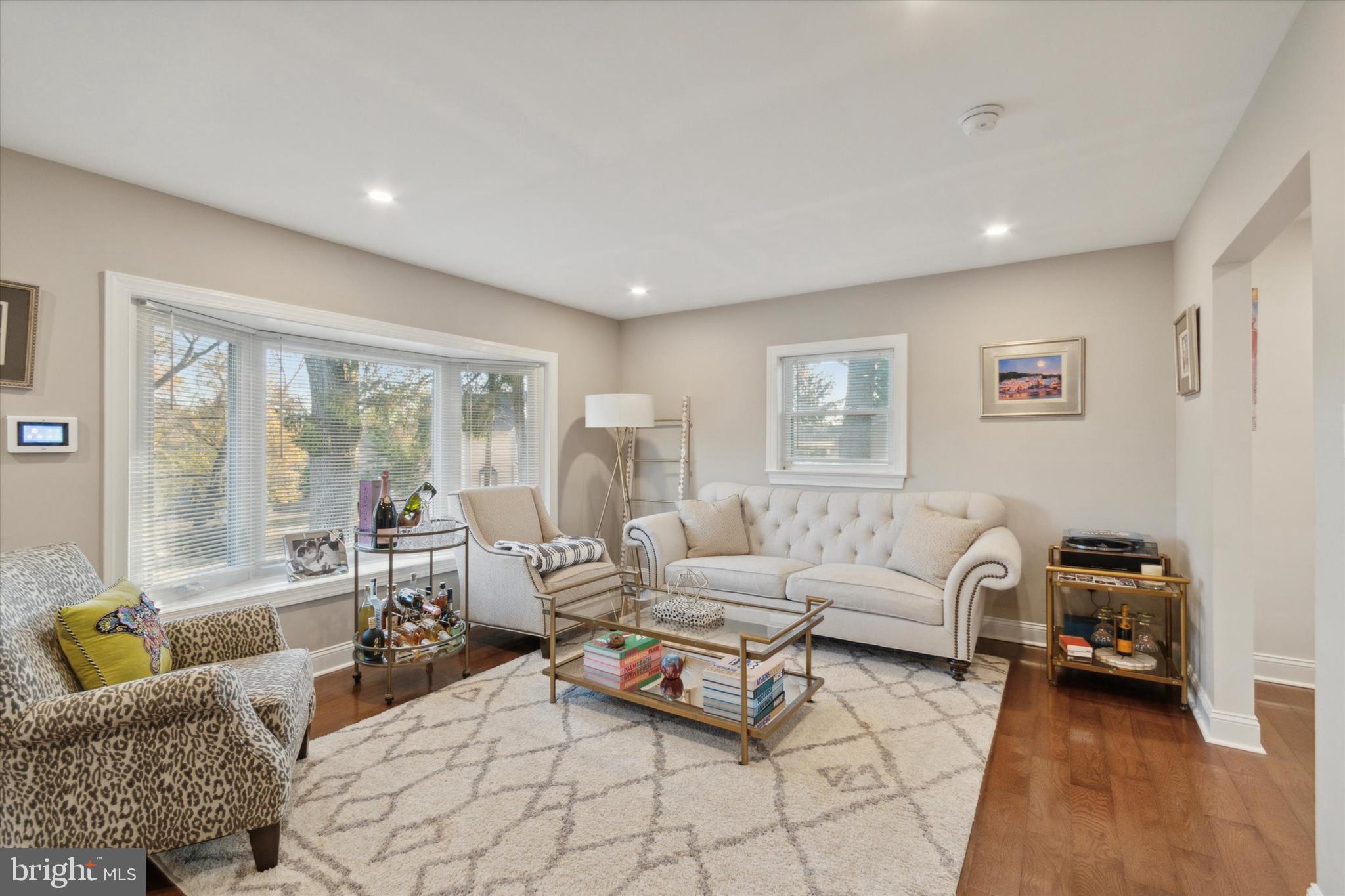 ELKINS PARK - Residential