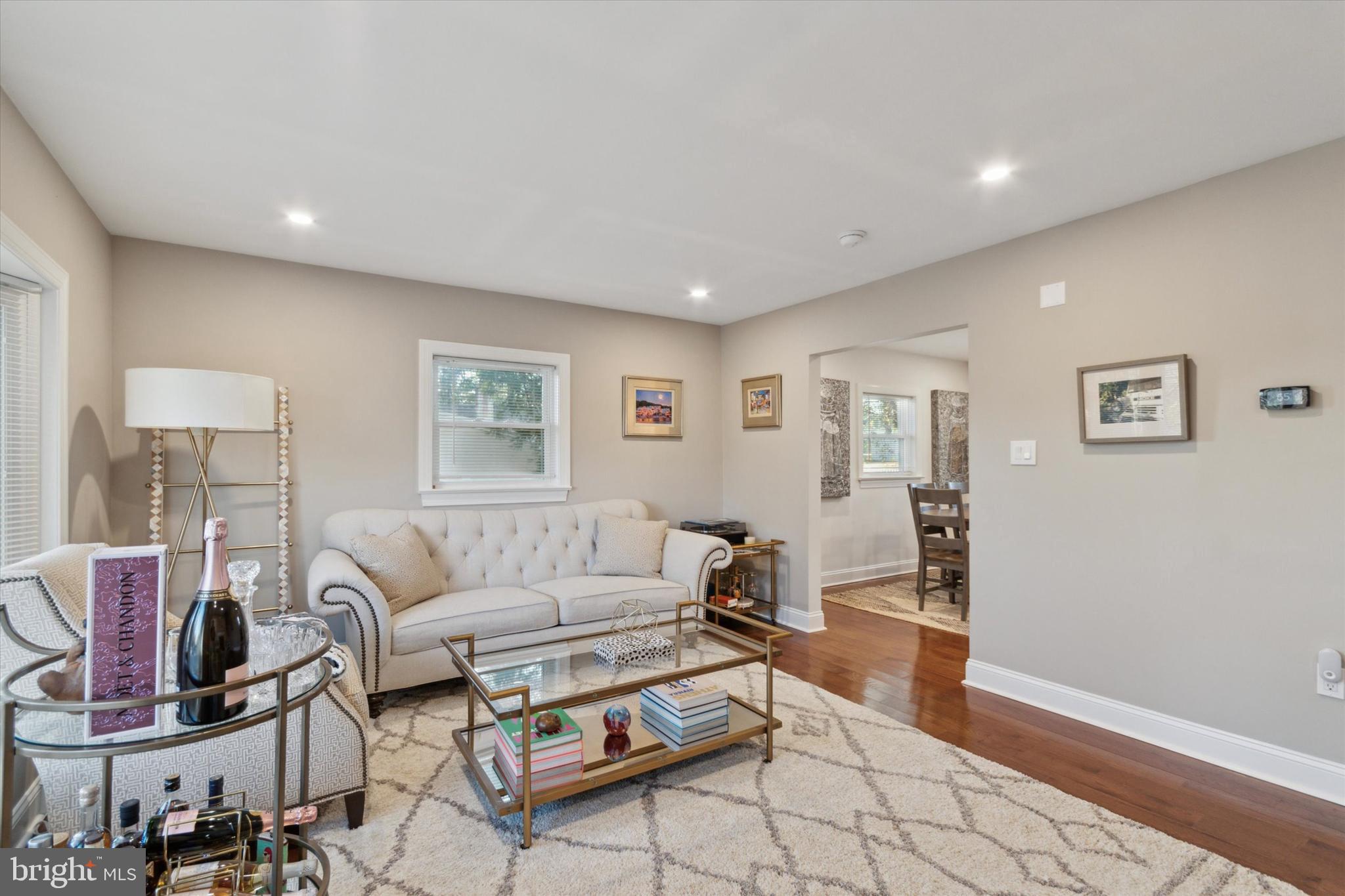 ELKINS PARK - Residential