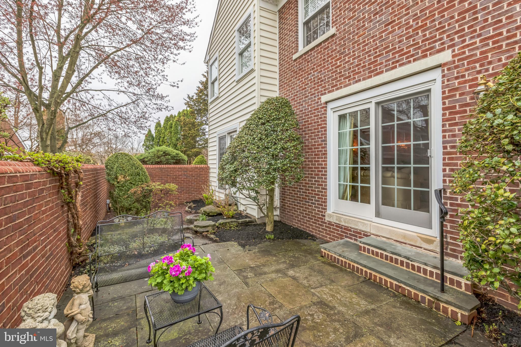 BELLE AIRE - Residential