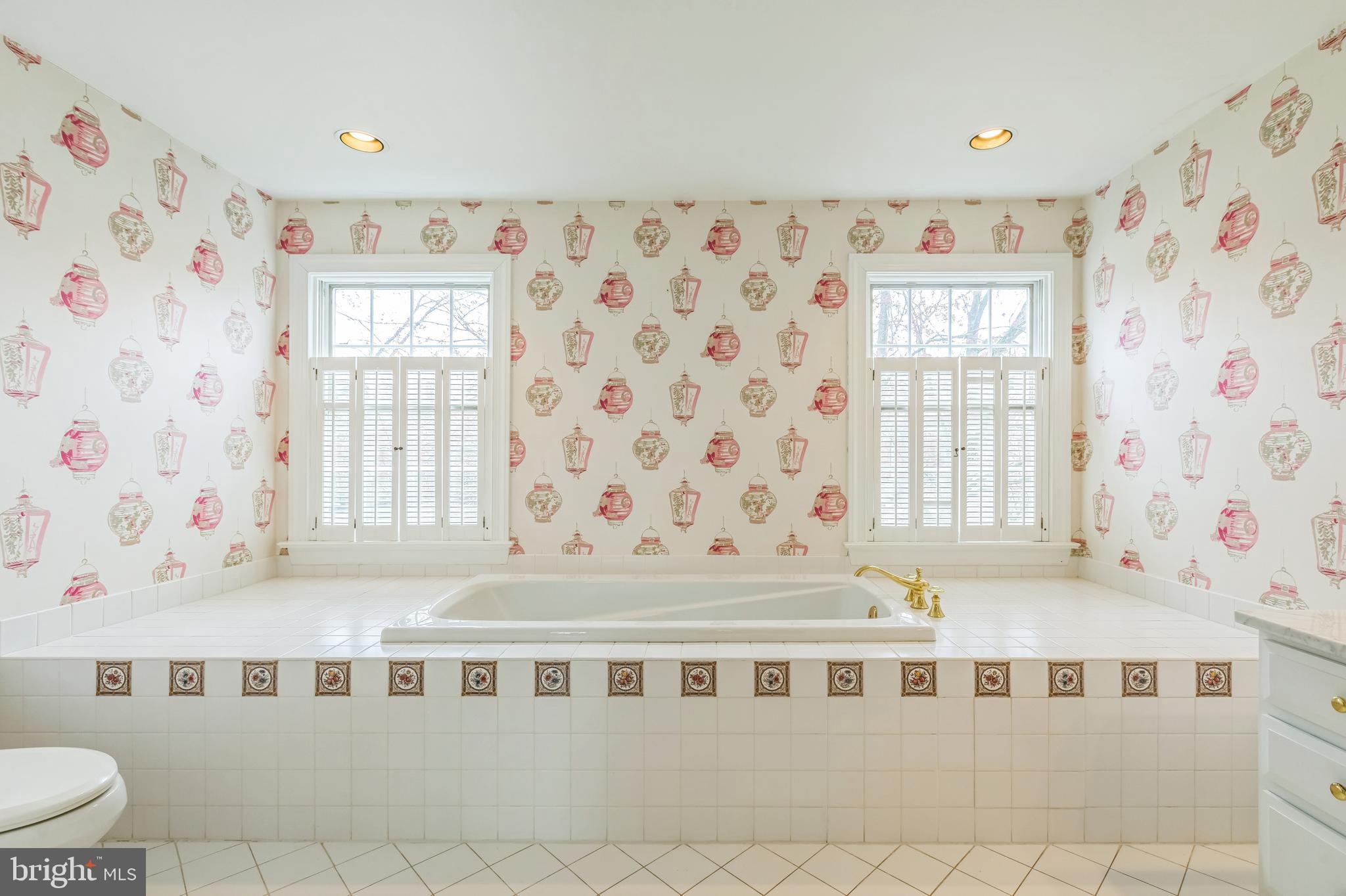 BELLE AIRE - Residential