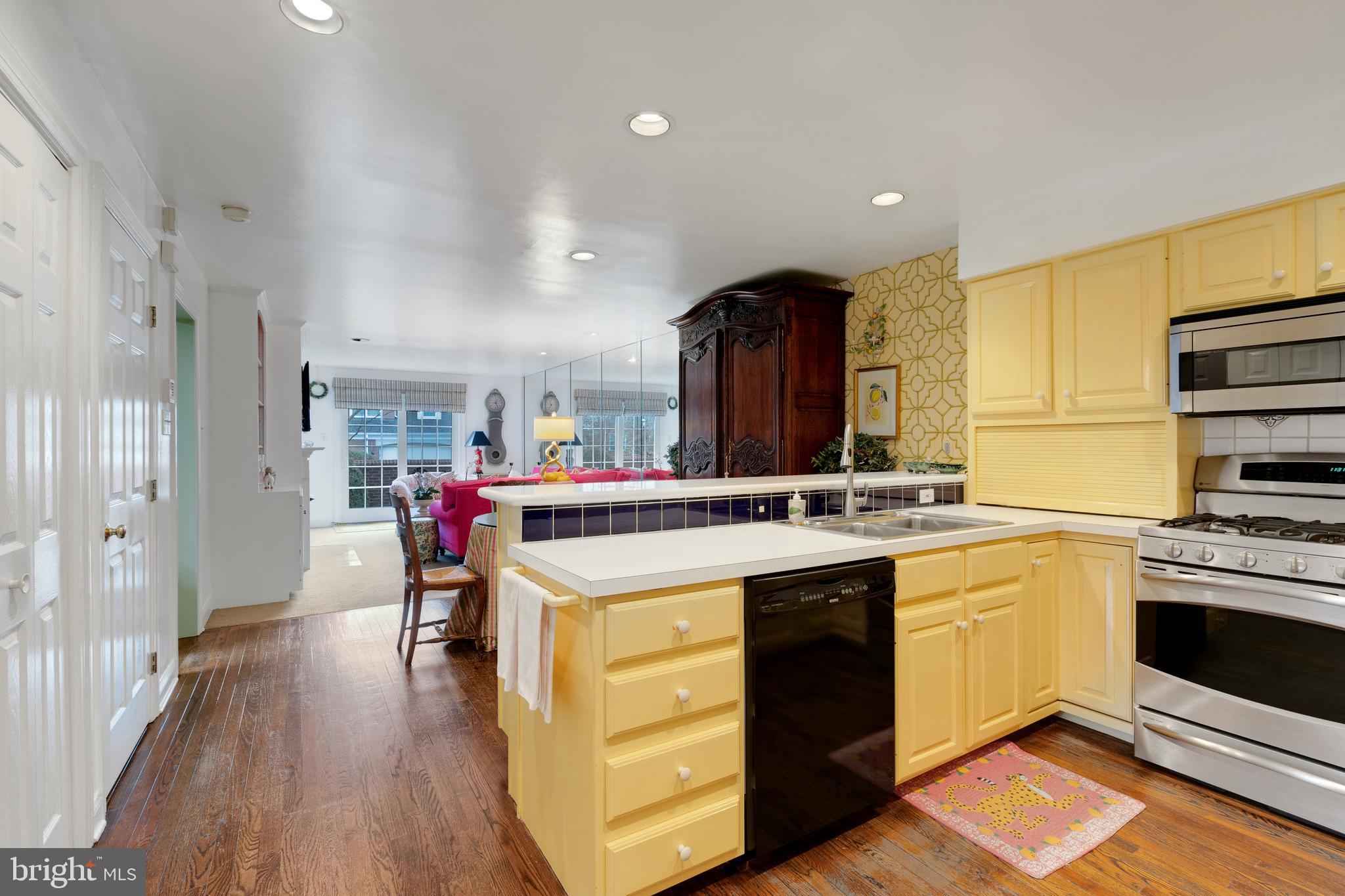 BELLE AIRE - Residential