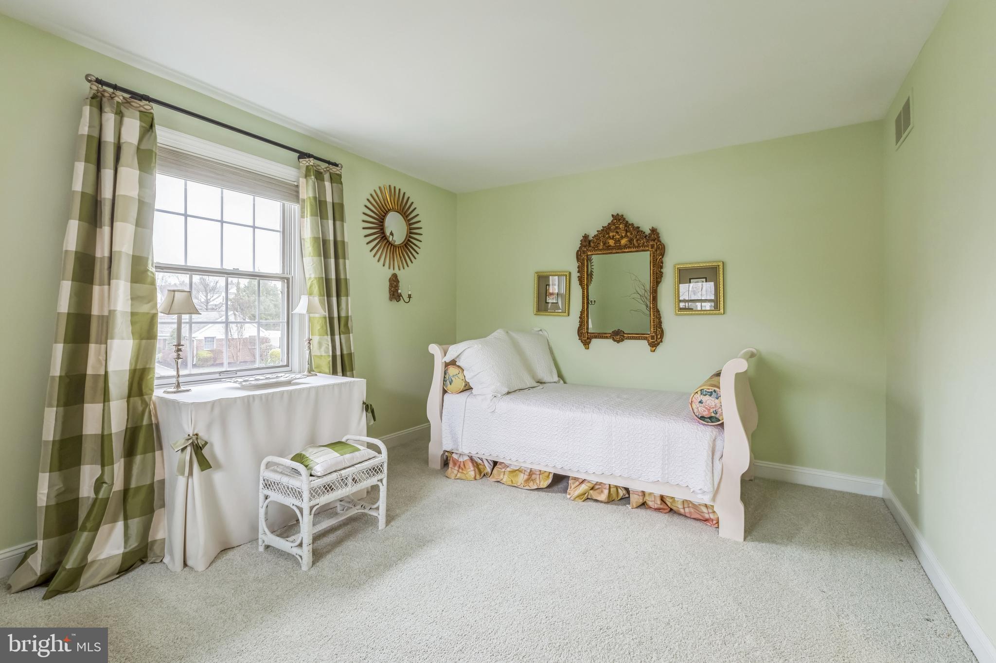 BELLE AIRE - Residential