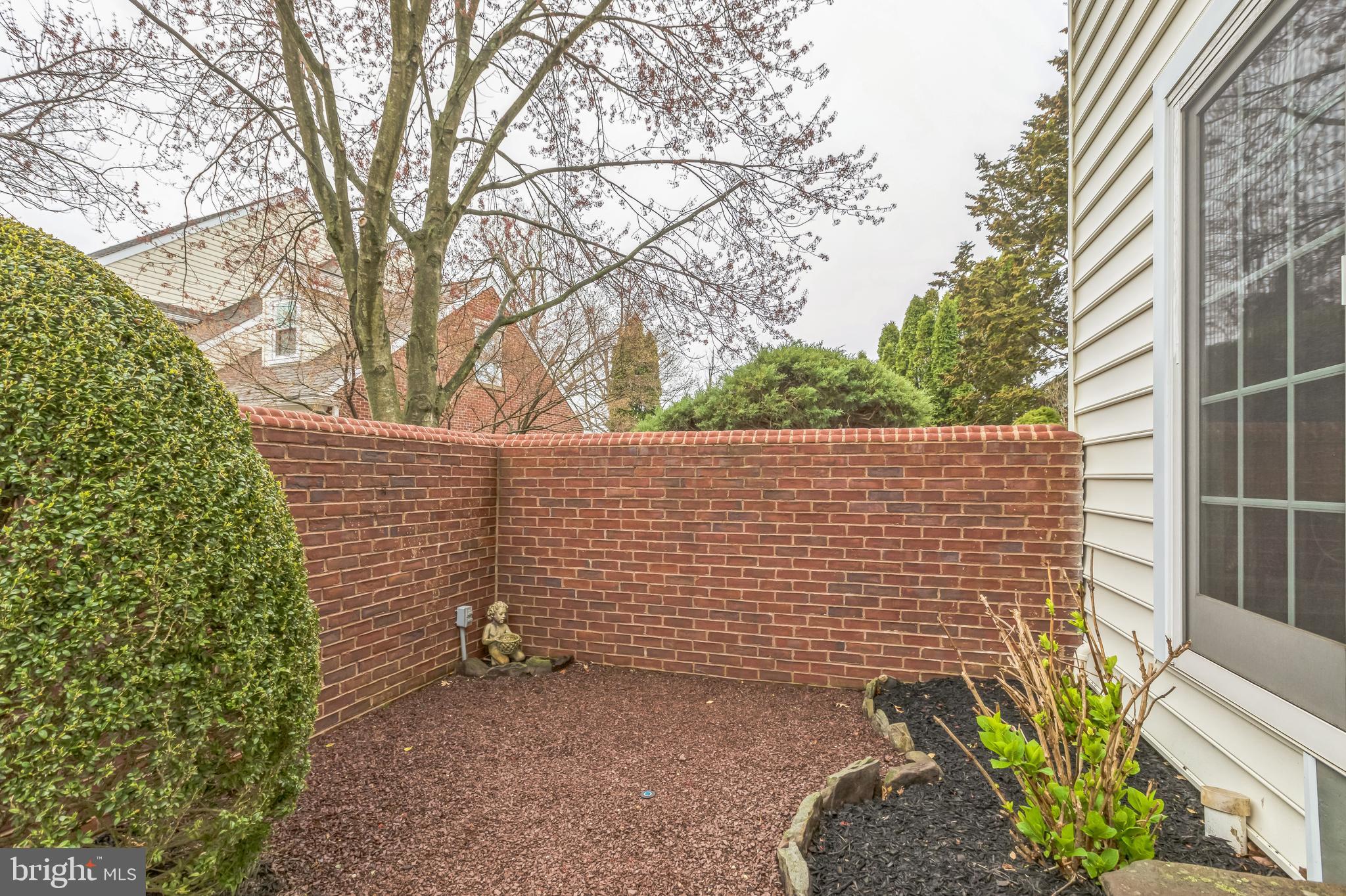 BELLE AIRE - Residential