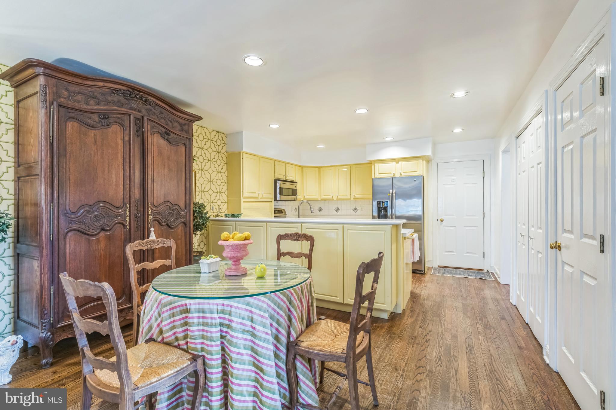 BELLE AIRE - Residential