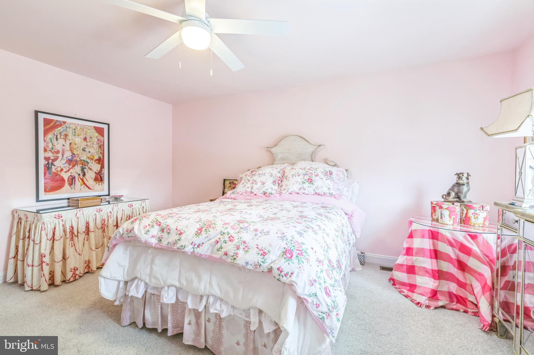 BELLE AIRE - Residential