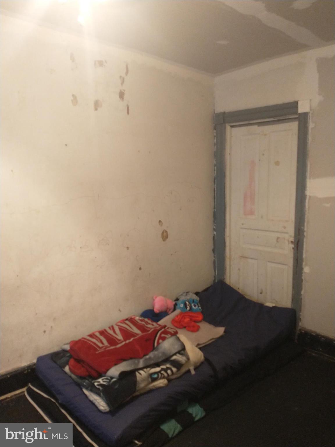 WEST PHILADELPHIA - Residential