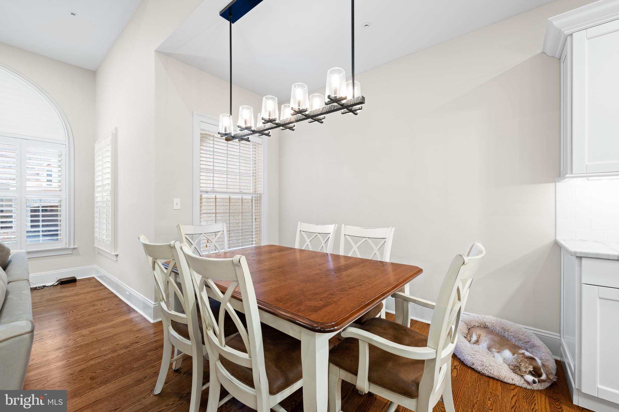 WALNUT HILL - Residential