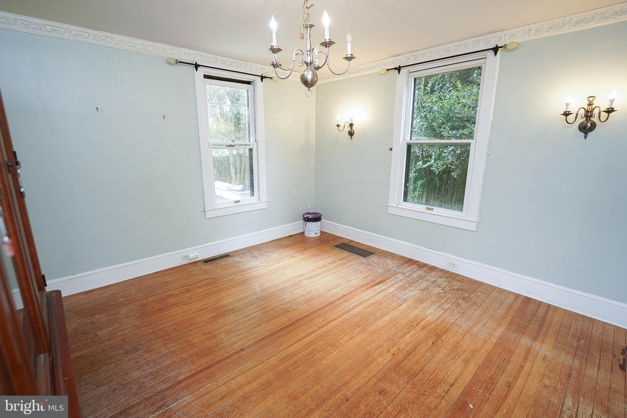 NEWTOWN HISTORIC DISTRIC - Residential