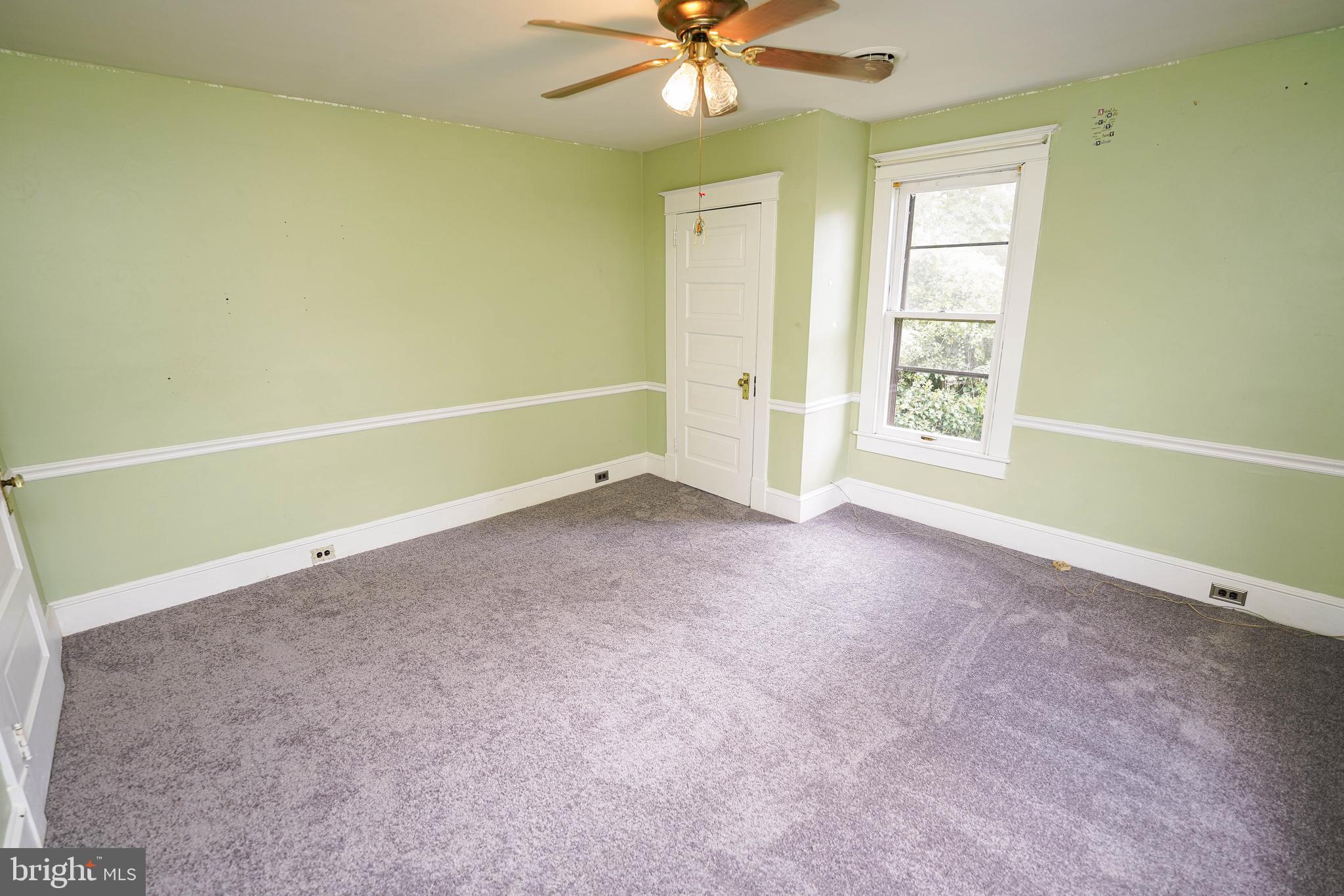 NEWTOWN HISTORIC DISTRIC - Residential