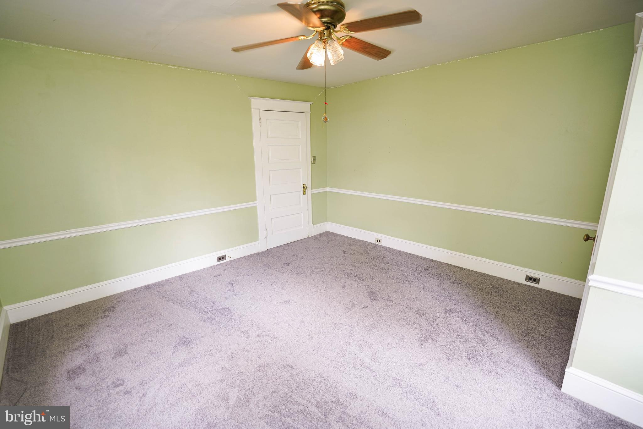 NEWTOWN HISTORIC DISTRIC - Residential