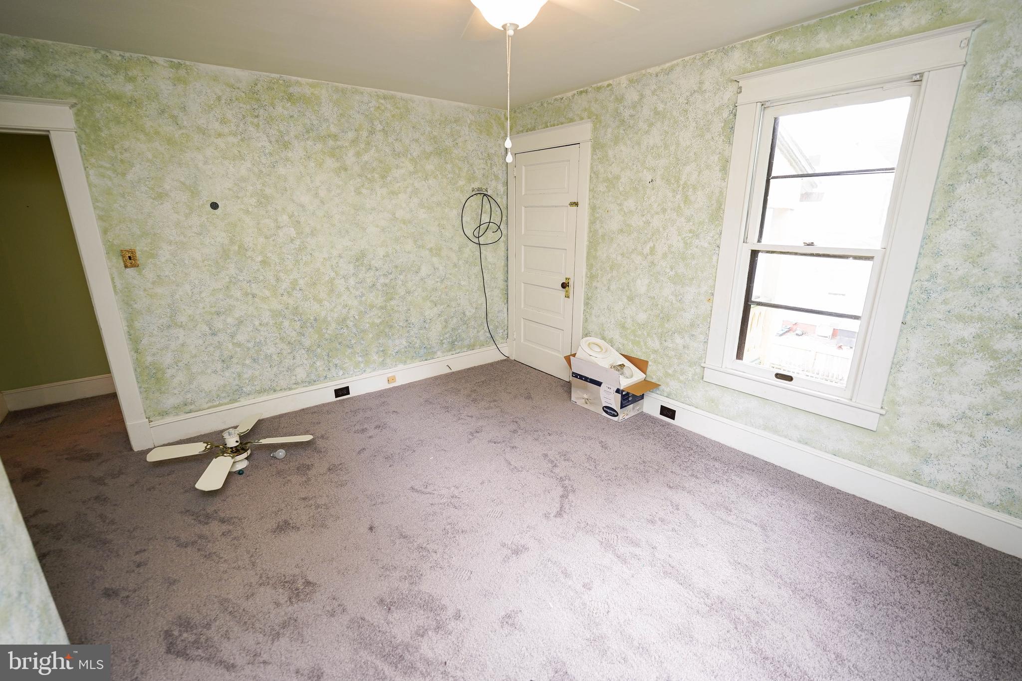 NEWTOWN HISTORIC DISTRIC - Residential