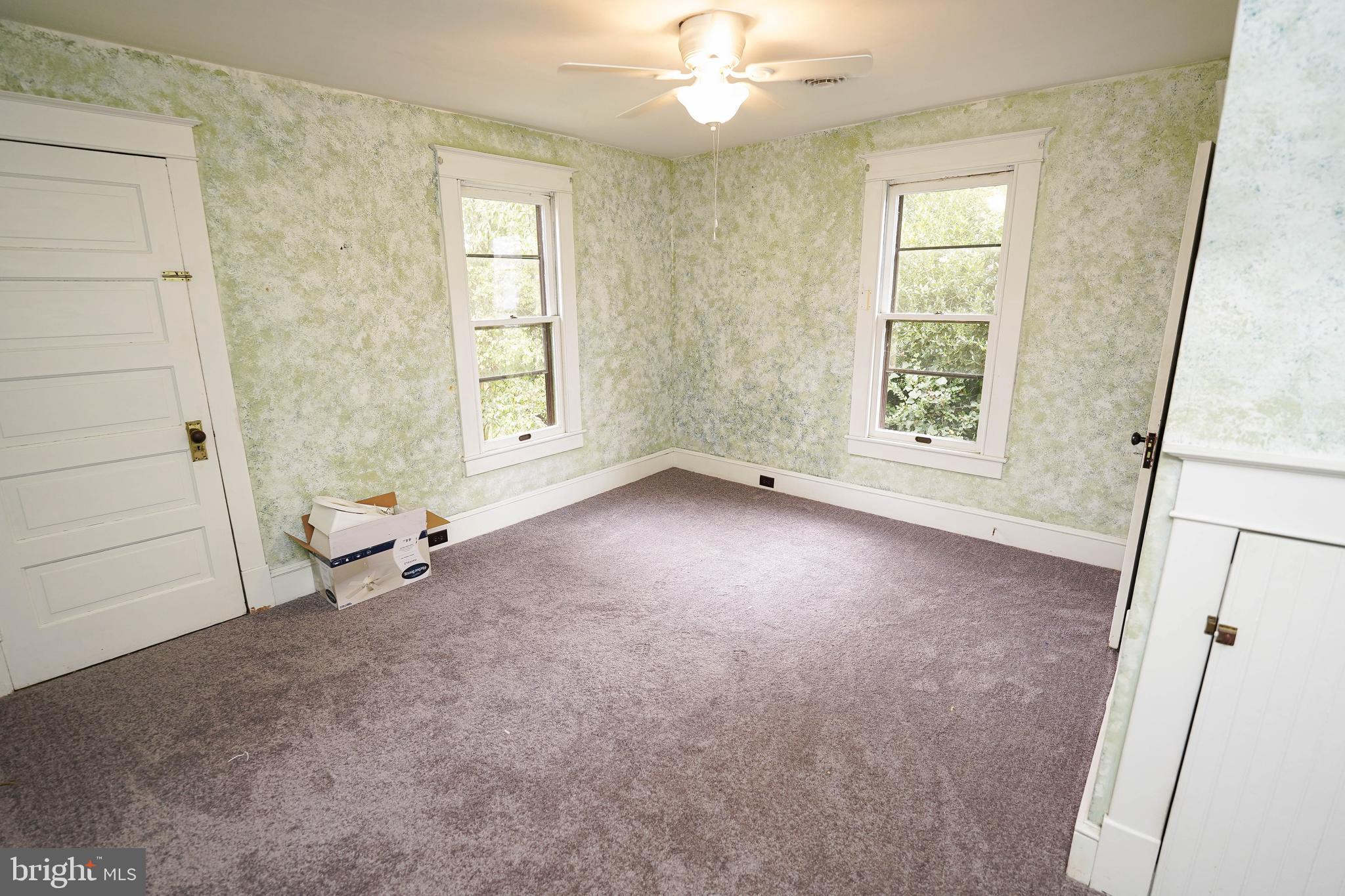 NEWTOWN HISTORIC DISTRIC - Residential