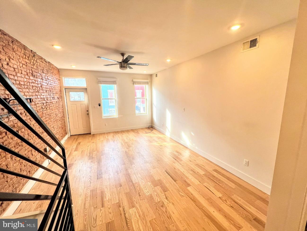 2427 SHARSWOOD STREET