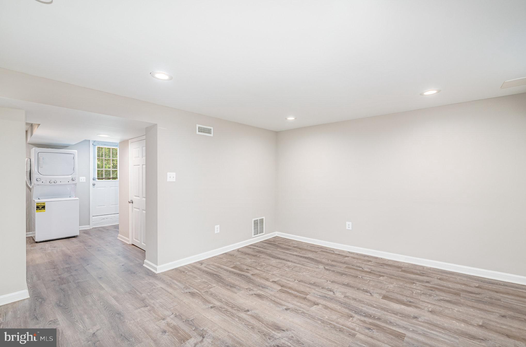 RIDGELEIGH - Residential