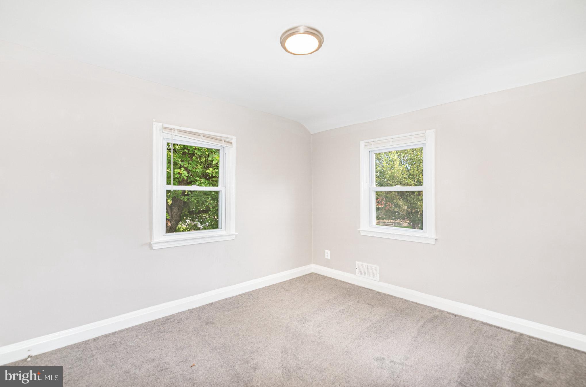 RIDGELEIGH - Residential