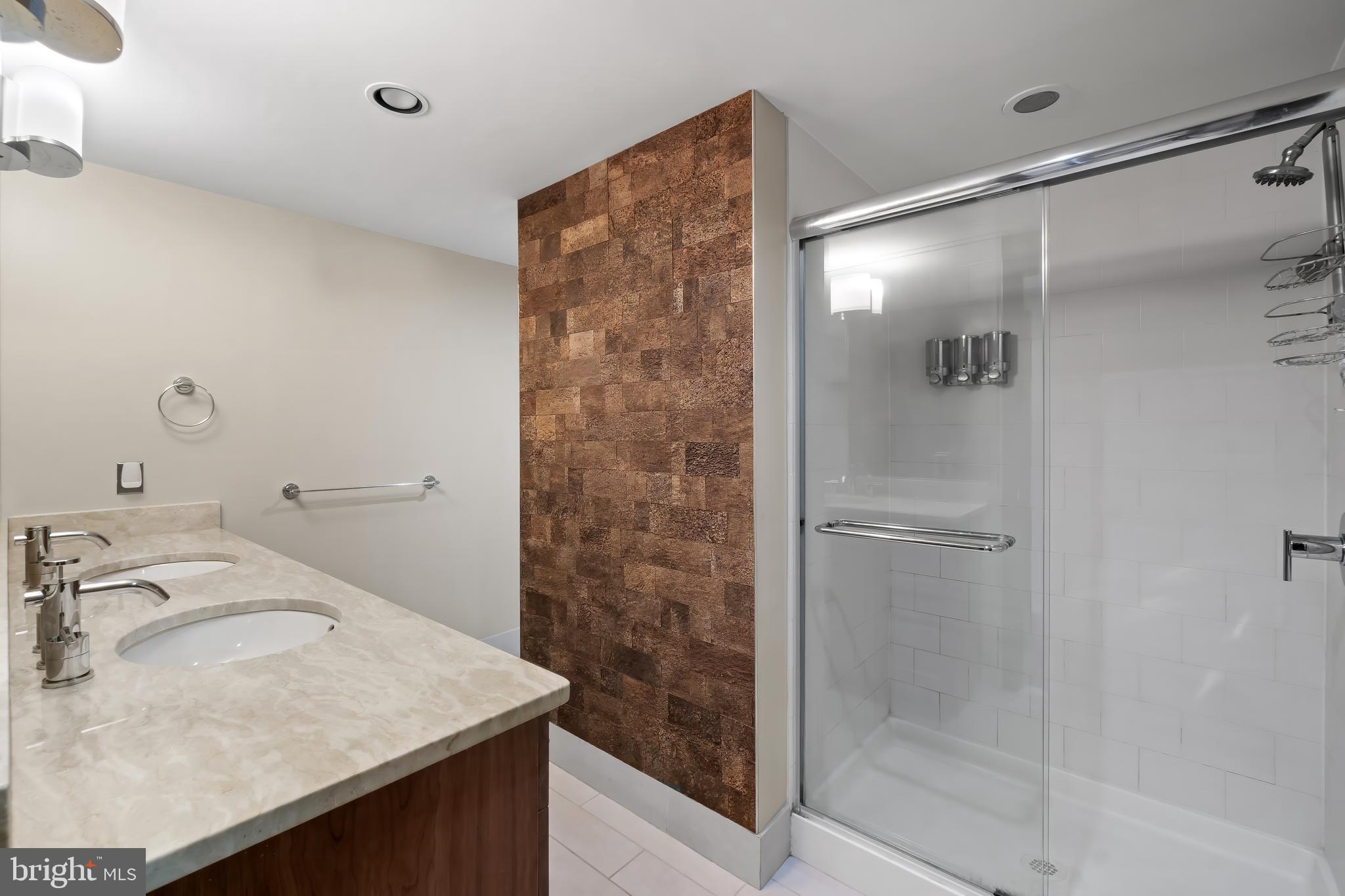 SILO POINT - Residential