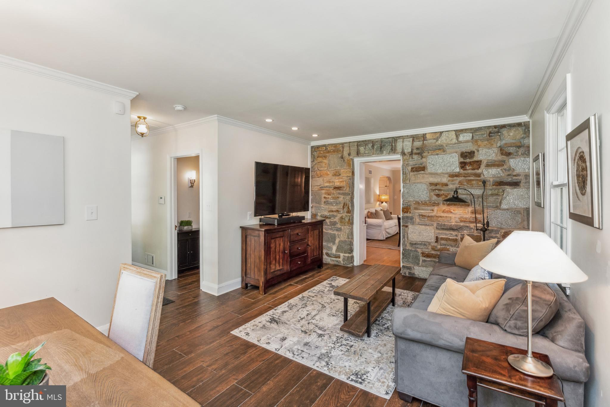 STONELEIGH - Residential