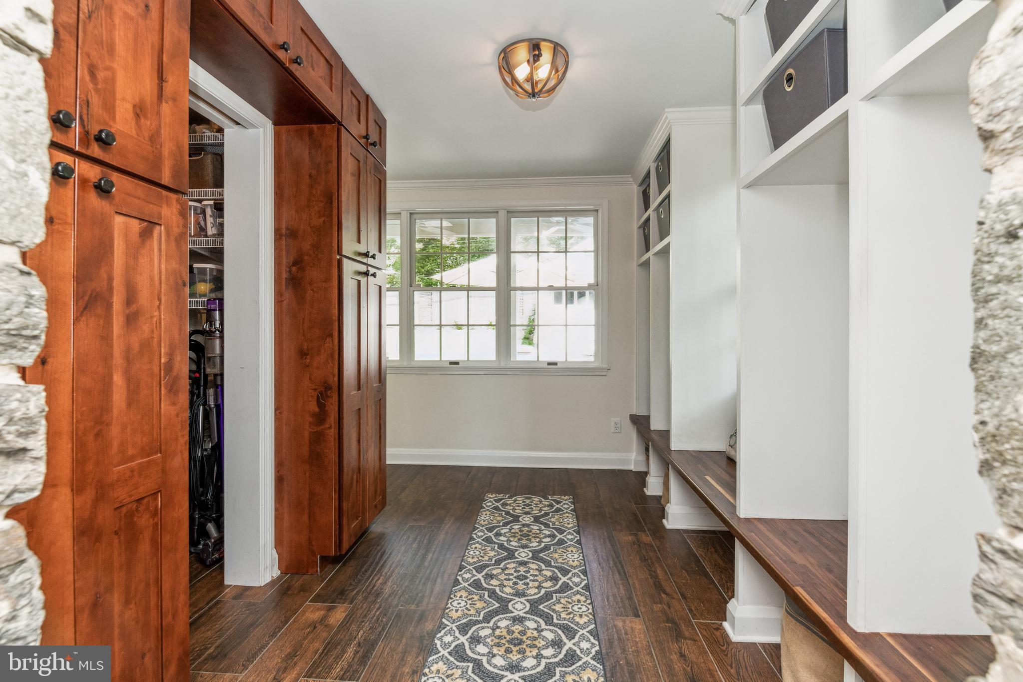 STONELEIGH - Residential