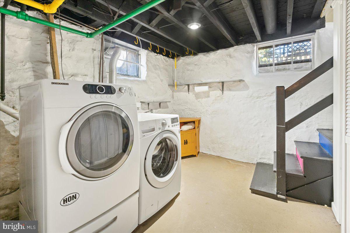 GREATER HOMELAND HISTORIC DISTRICT - Residential