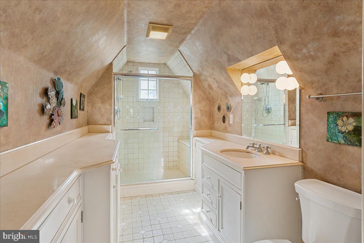 GREATER HOMELAND HISTORIC DISTRICT - Residential