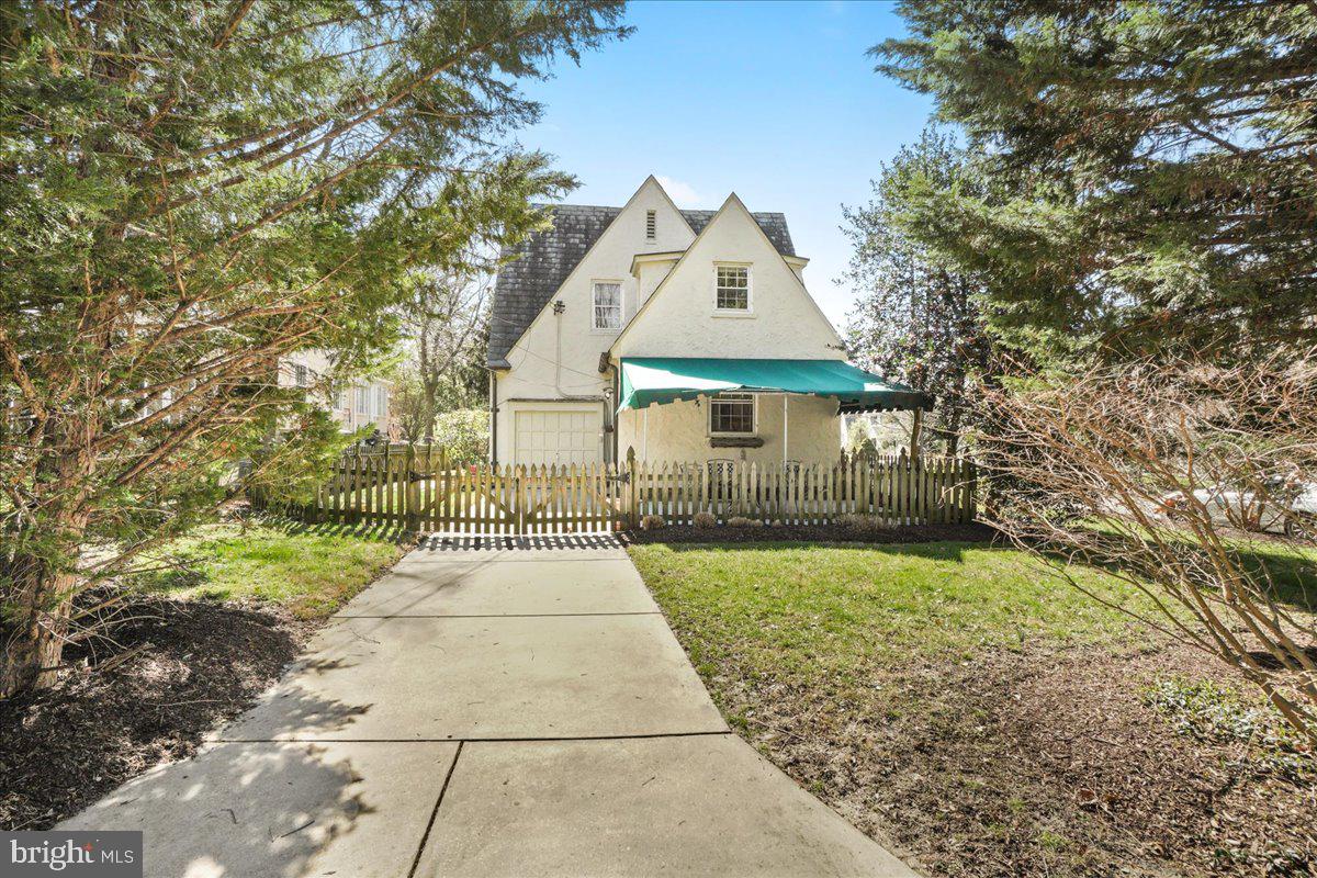 GREATER HOMELAND HISTORIC DISTRICT - Residential